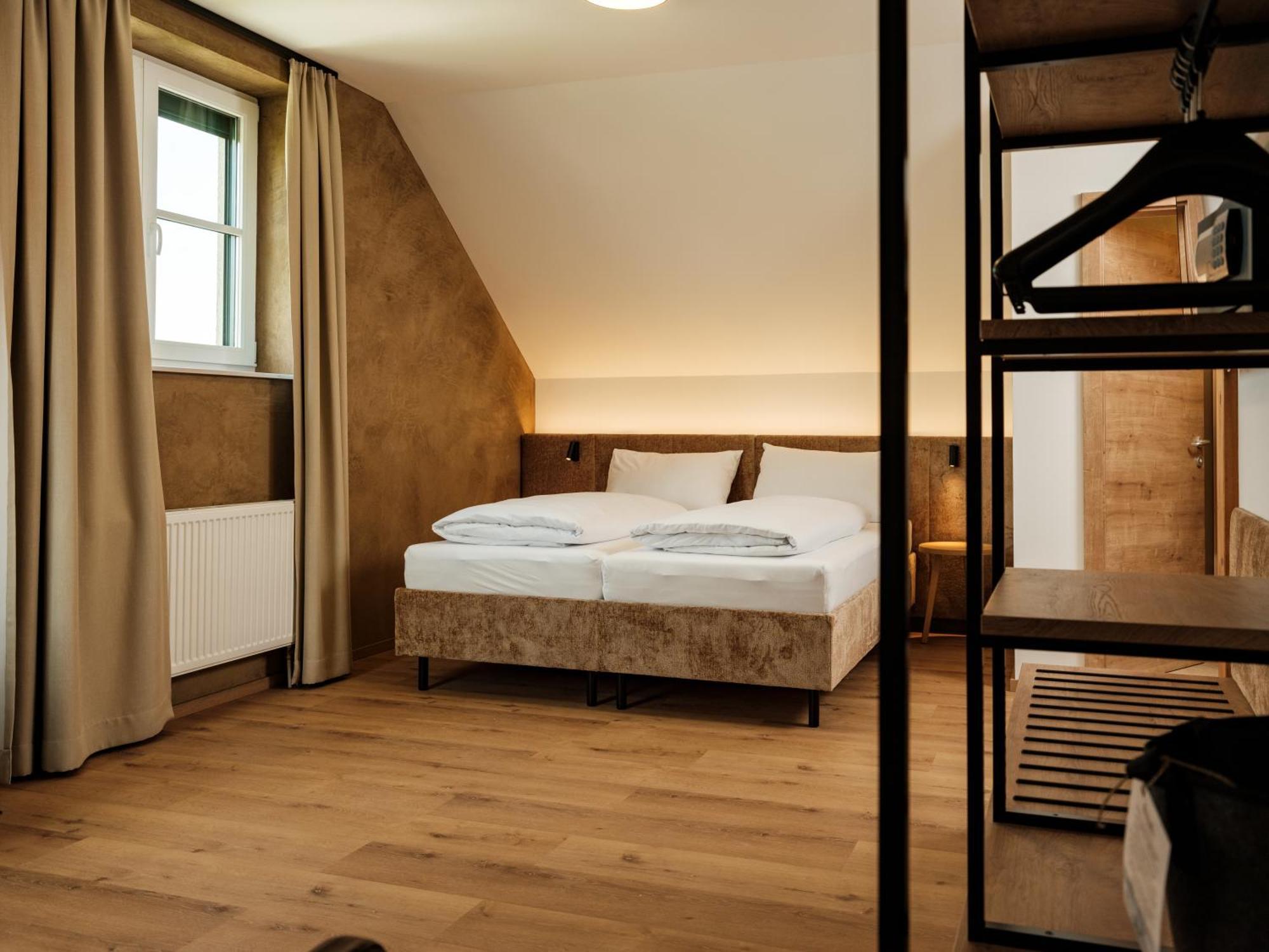 Hotel Neustifter Poysdorf Eksteriør bilde