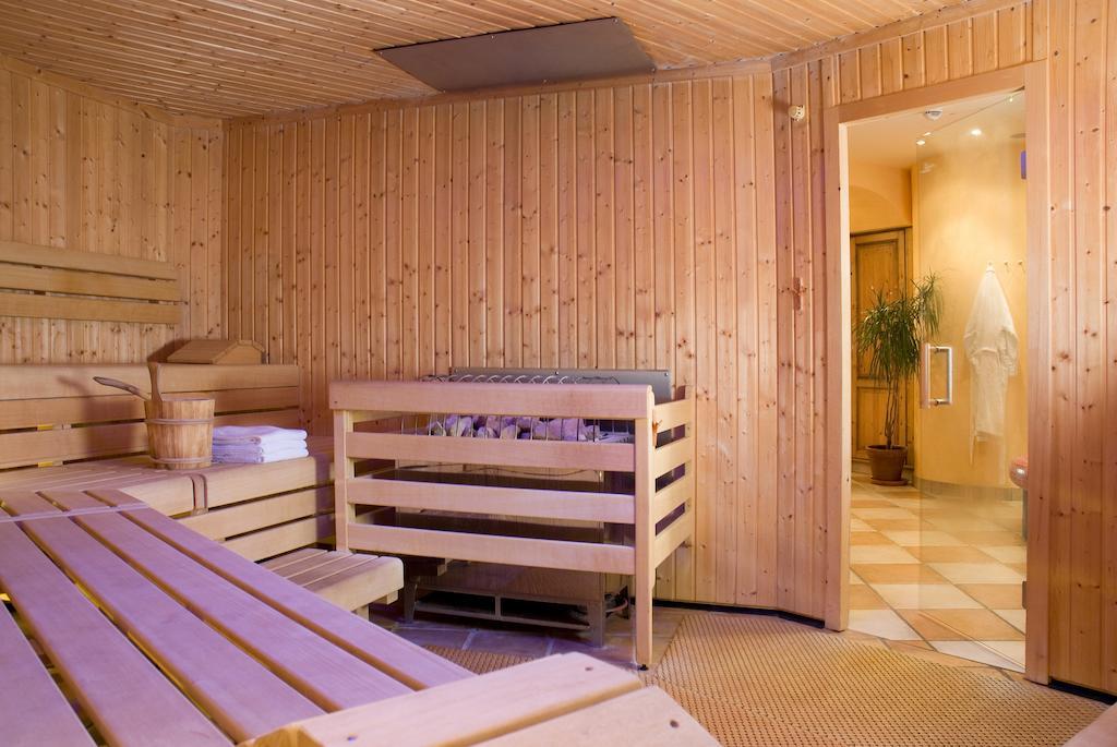 Hotel Neustifter Poysdorf Eksteriør bilde