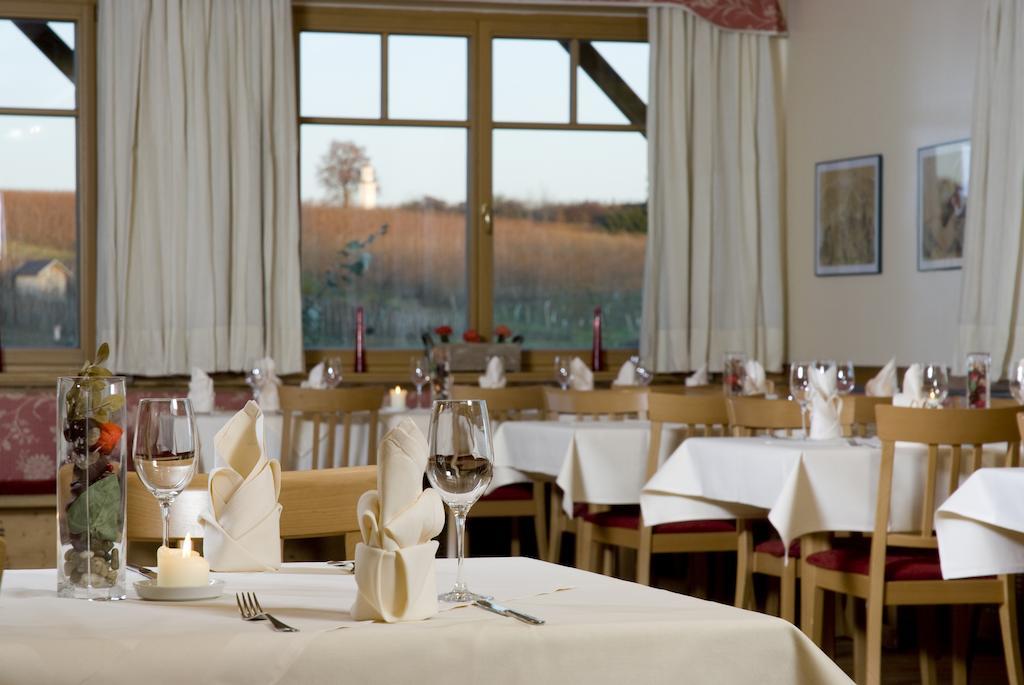 Hotel Neustifter Poysdorf Eksteriør bilde