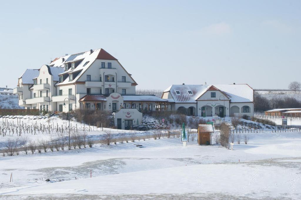 Hotel Neustifter Poysdorf Eksteriør bilde