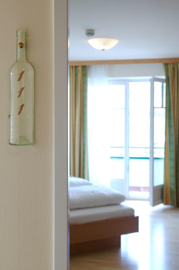 Hotel Neustifter Poysdorf Eksteriør bilde